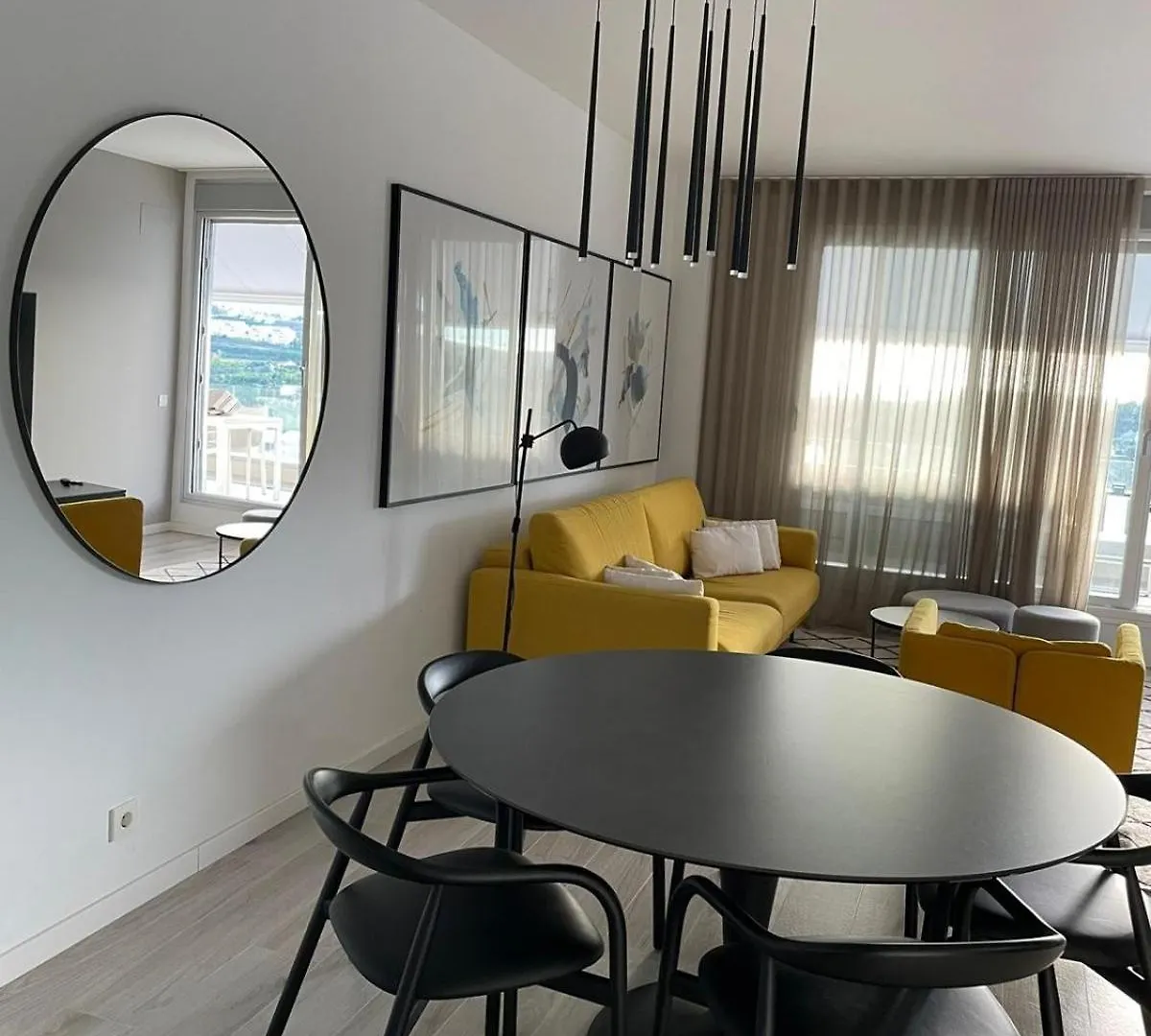 Oceana Views 3 Bedroom Estepona Apartment