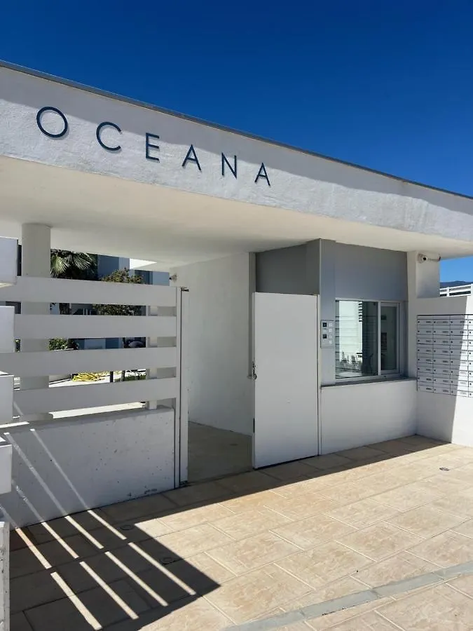 Апартаменты Oceana Views 3 Bedroom Эстепона Испания